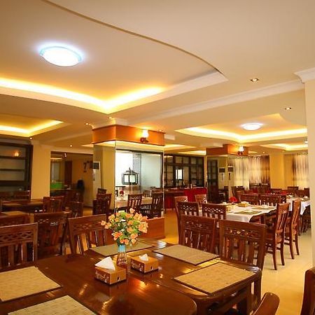 Hotel United Mandalay Bagian luar foto
