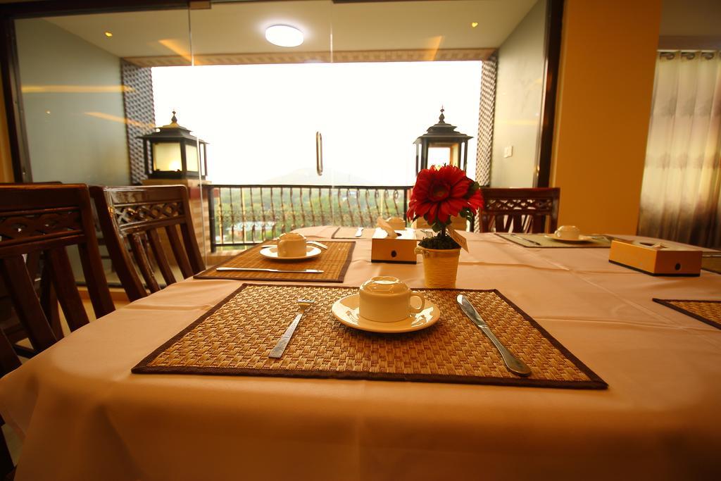 Hotel United Mandalay Bagian luar foto