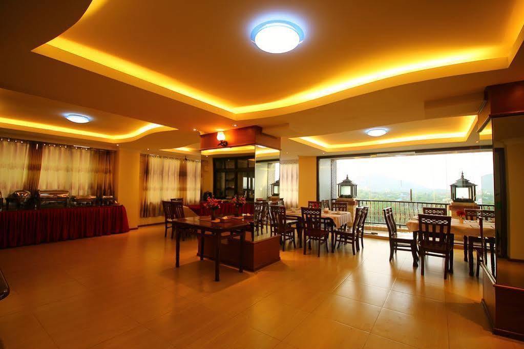 Hotel United Mandalay Bagian luar foto