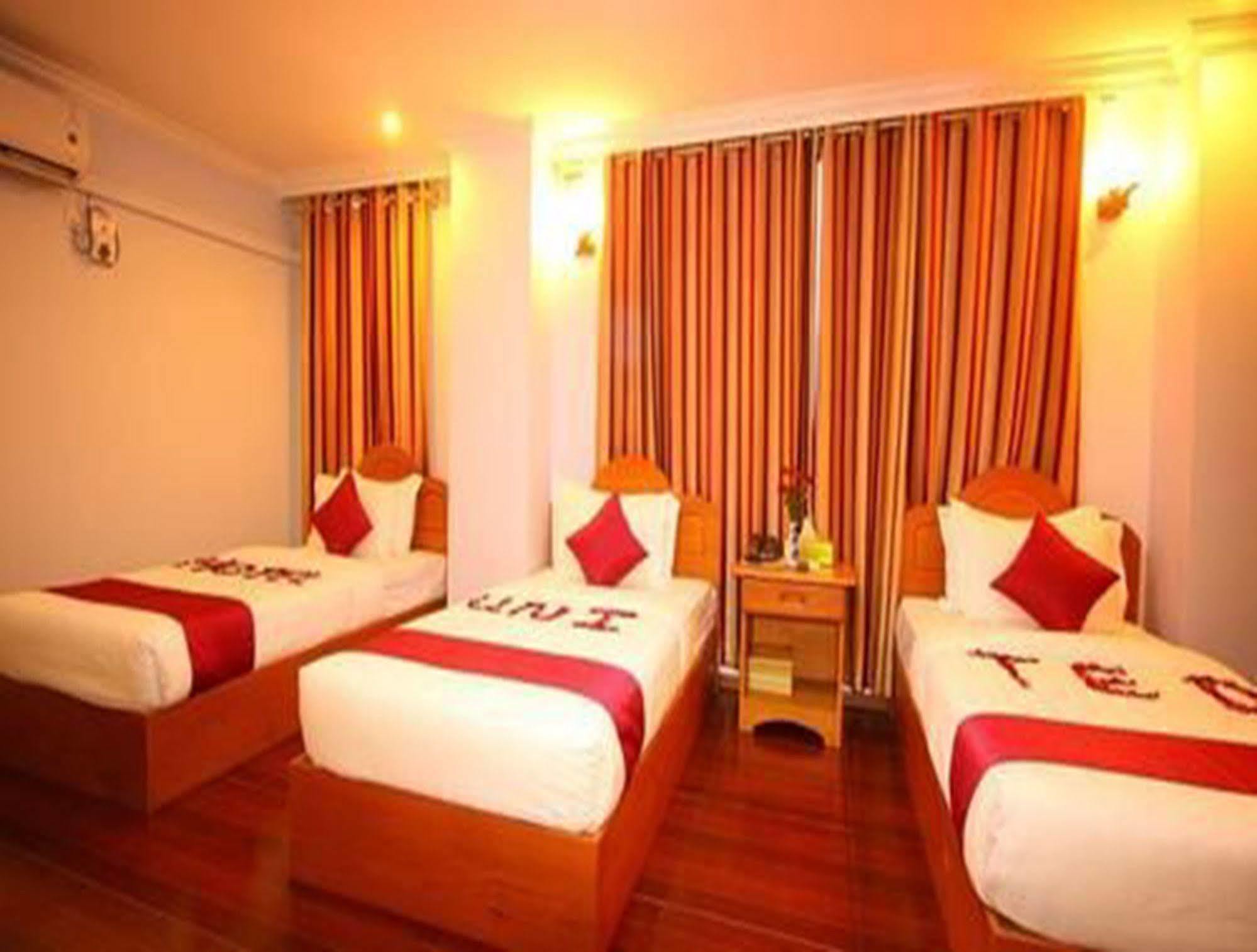 Hotel United Mandalay Bagian luar foto