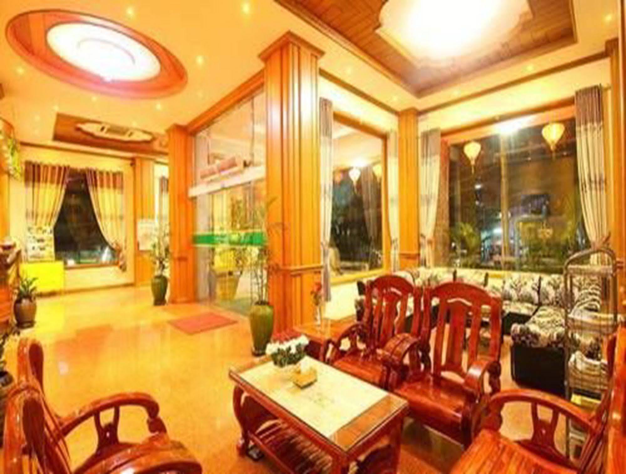 Hotel United Mandalay Bagian luar foto