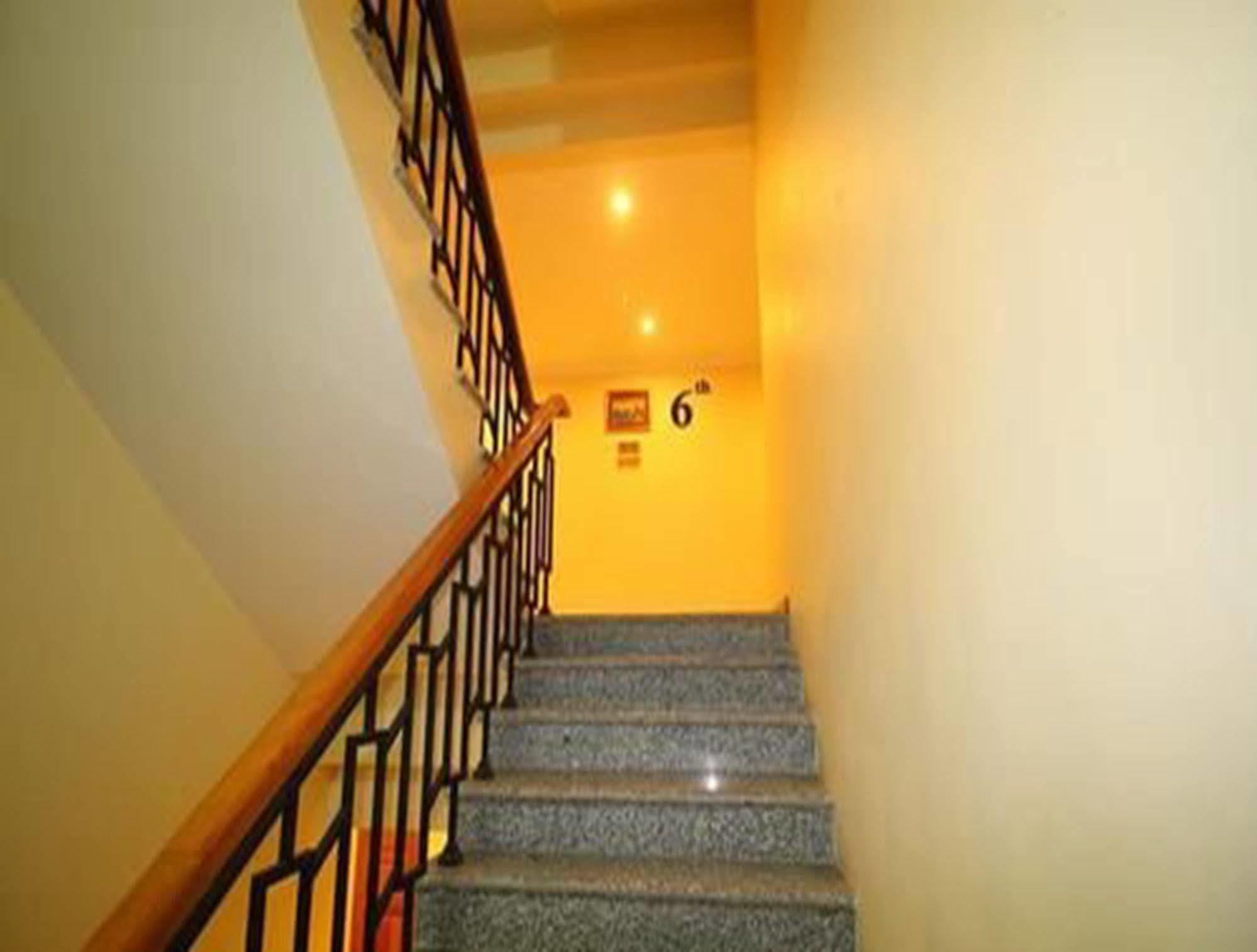 Hotel United Mandalay Bagian luar foto